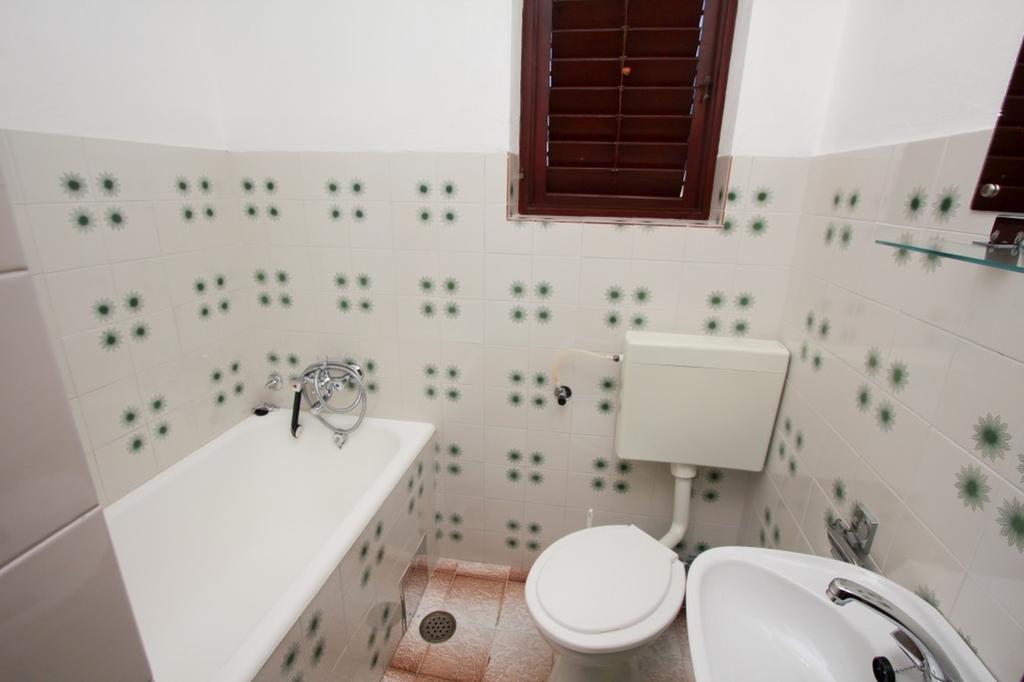 Apartments And Rooms Porto Ražanj Kamer foto