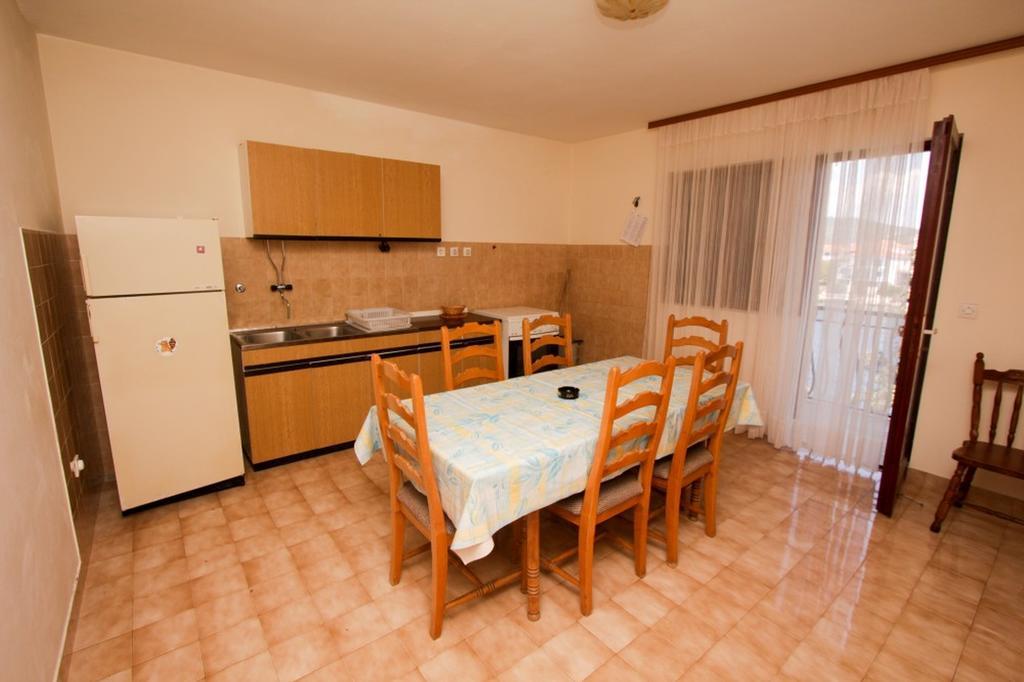 Apartments And Rooms Porto Ražanj Kamer foto